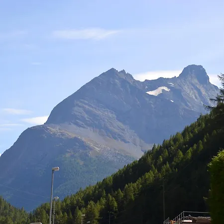 Haus Bergtreu Daire Saas-Balen